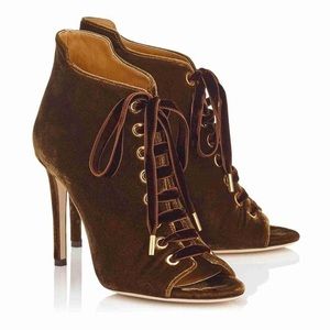 Authentic Jimmy Choo Mavy 100 velvet lace up bootie in color Amber